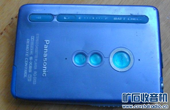 移动硬盘,爱华,松下磁带机,液晶小电视,苹果电源