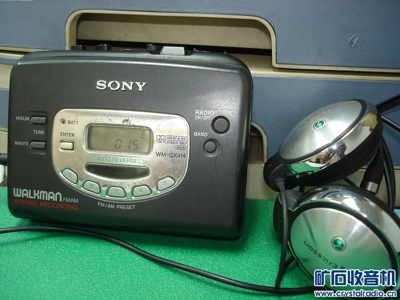 SONY 随身听放磁带还收音机正常配索爱耳机3