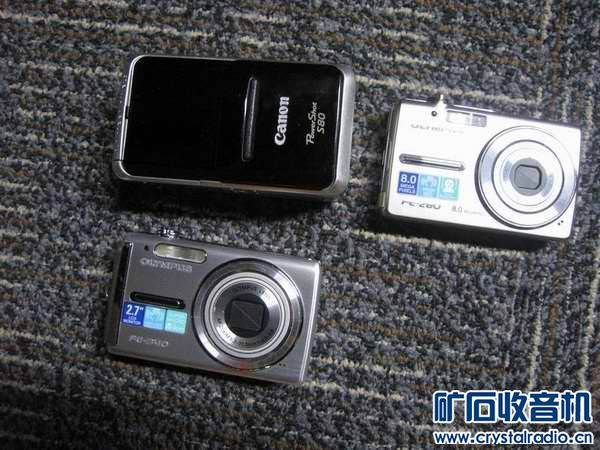 佳能、奥林巴斯3台相机打包出215包邮再送1台