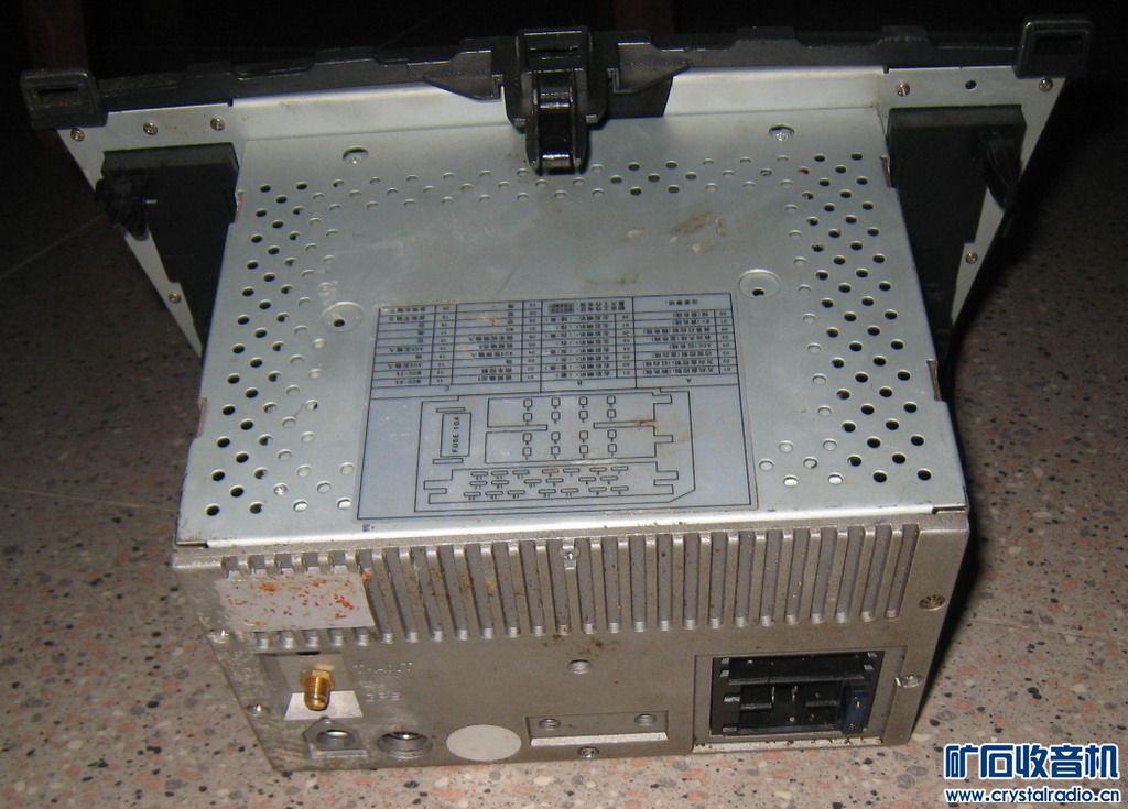 带两路HDMI高清接口的LED投影机 还有2TB硬