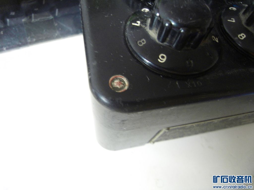 北京电表厂的zc-7型兆欧表和长城电工仪器厂的