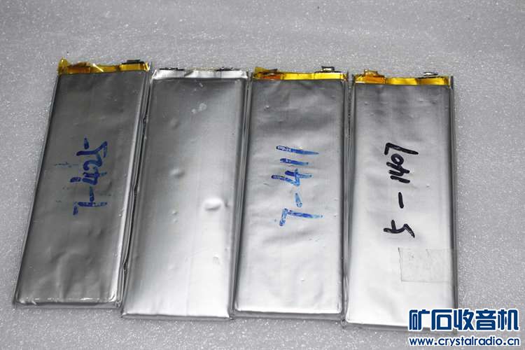 各位老大,锂电池组有凹 鼓包,电池还有电,还可以