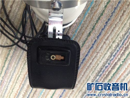 索尼收音机 矿石耳机 漫步者M2音箱 亮线车机