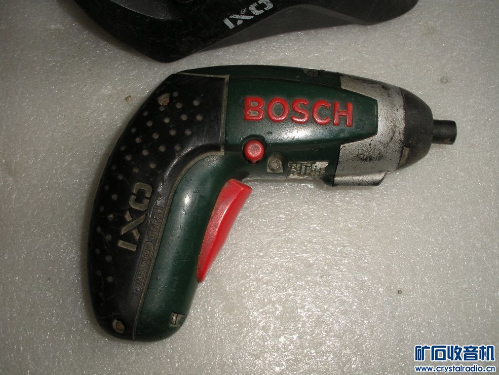 BOSCH便携式充电电批一把