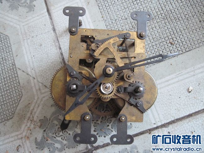喇叭多多继续 红灯收音机配件 挂钟机芯配件 MP3一起出 - 〓器材友情交换〓 - 矿石收音机论坛
