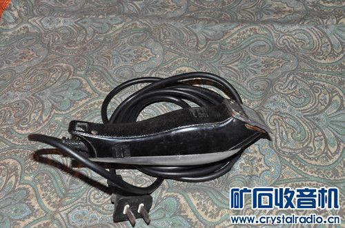 电推子、高清线、7寸平板手机、几盒碳粉、拆