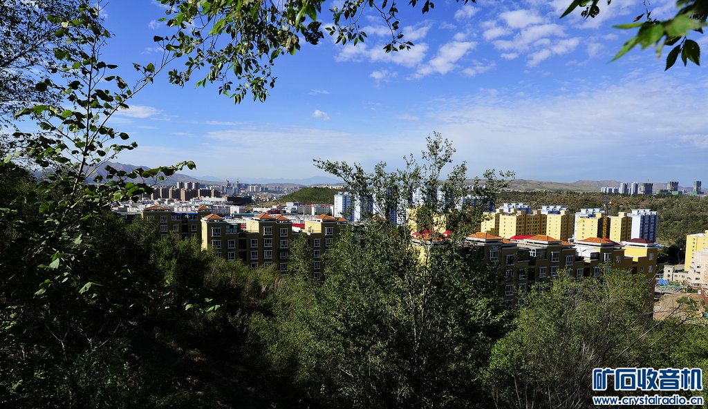 登【蜘蛛山】看【乌鲁木齐】 - 〓生活聊天板块