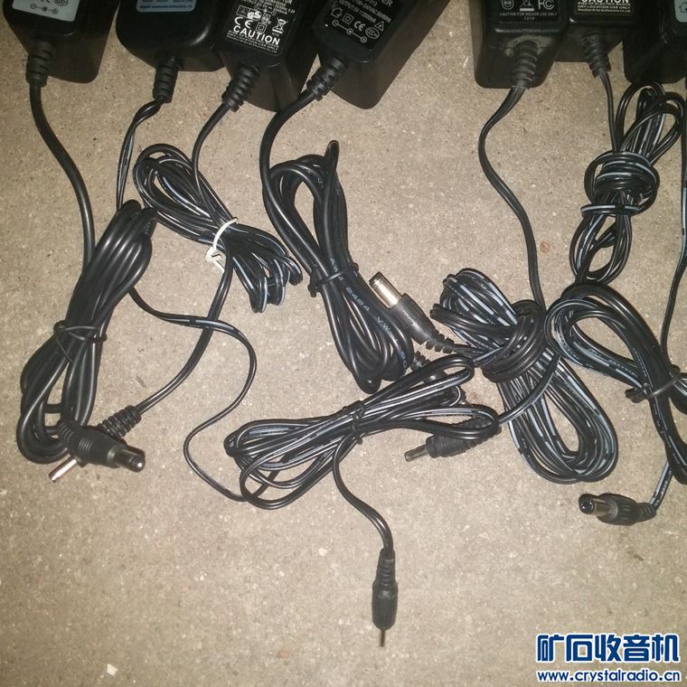 [电源]1元2毛3出些完整带线5v电源 直接拍不限