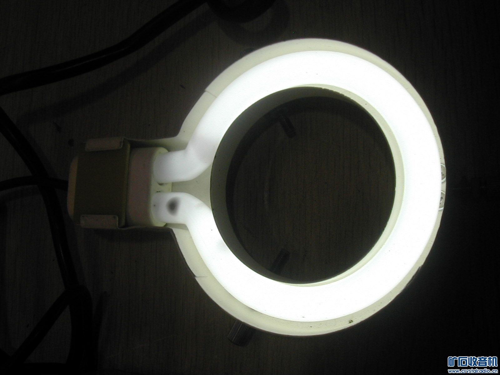 几款显微镜光源(显微镜灯) - 〓器材友情交换〓