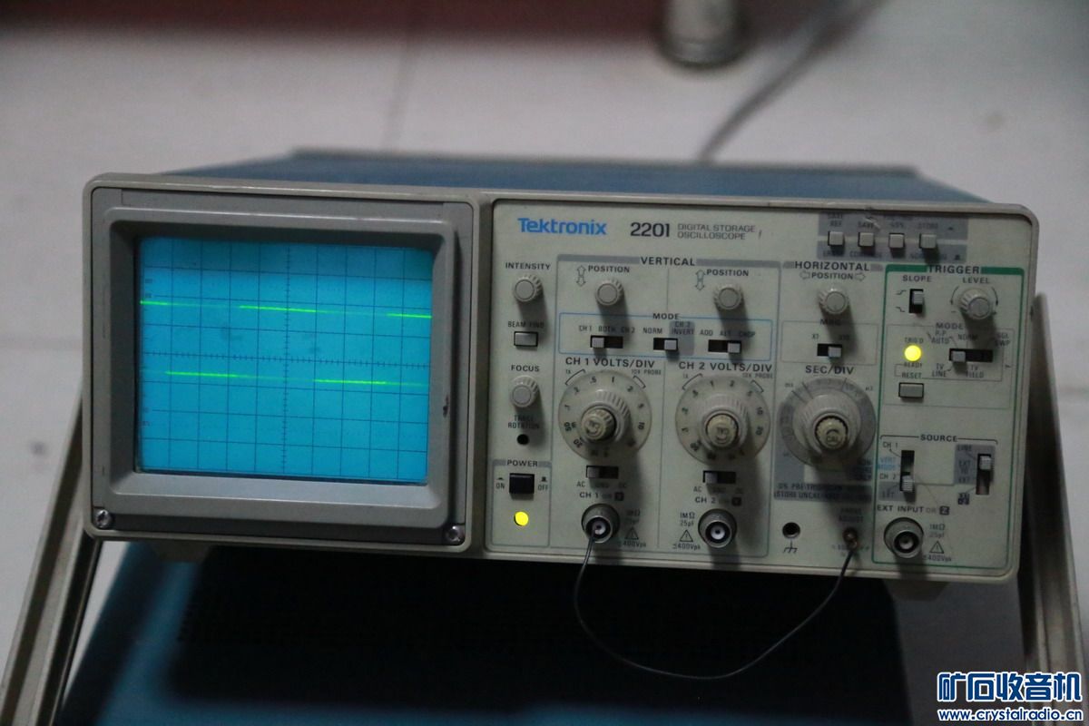 离线报警器一堆100元、SONY相机充电器20个