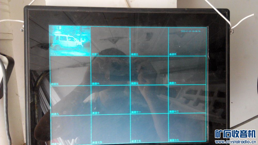 大华16路录像机 冠捷24寸led显示器 索爱手机