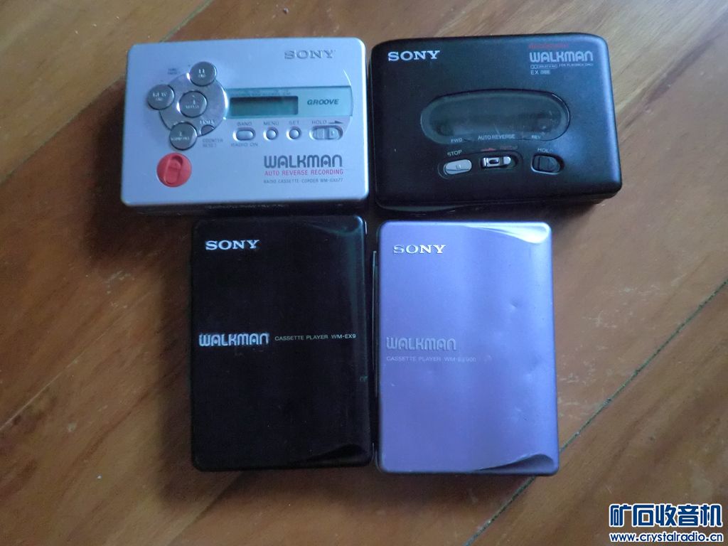 索尼四个卡带机 - 〓器材友情交换〓 - 矿石收音