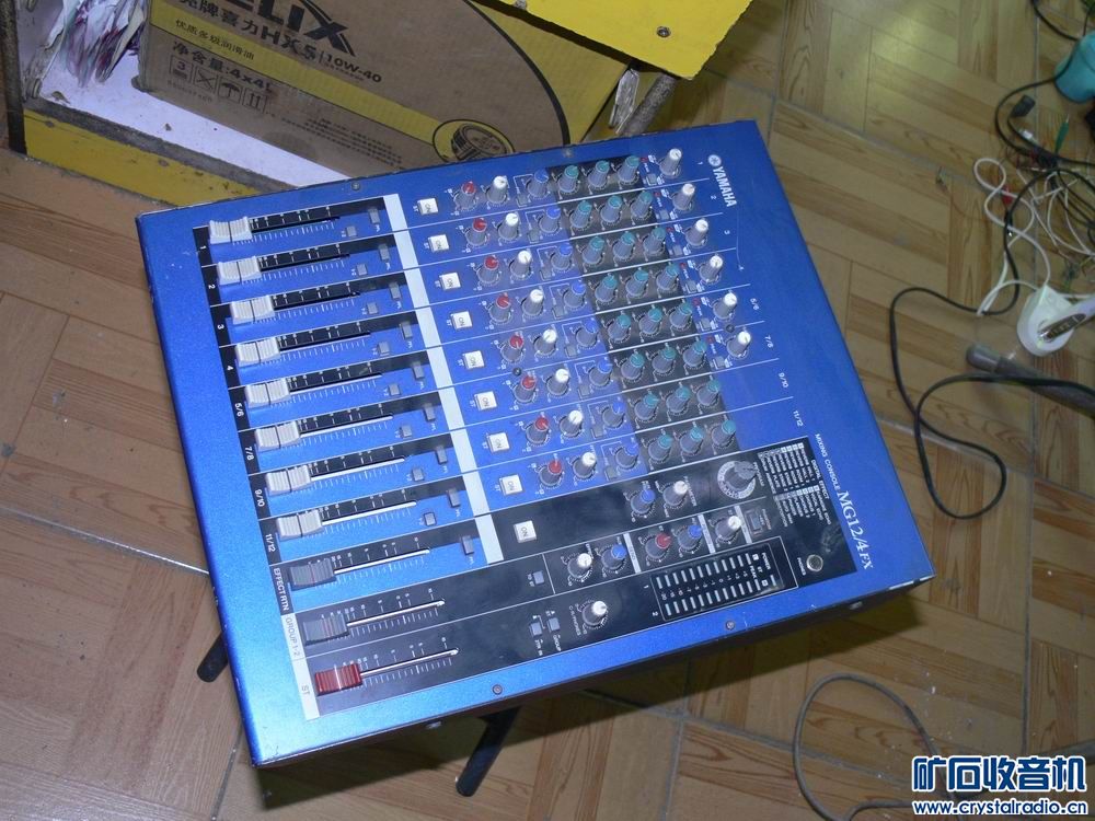 苹果IPAD A1396 32G版本 400元 雅马哈MG12