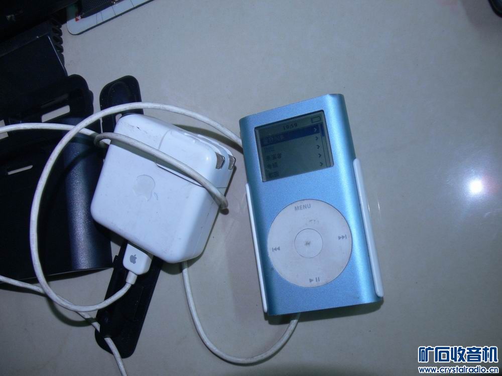 苹果硬盘MP3 SONY sw700插卡收音机 苹果4手