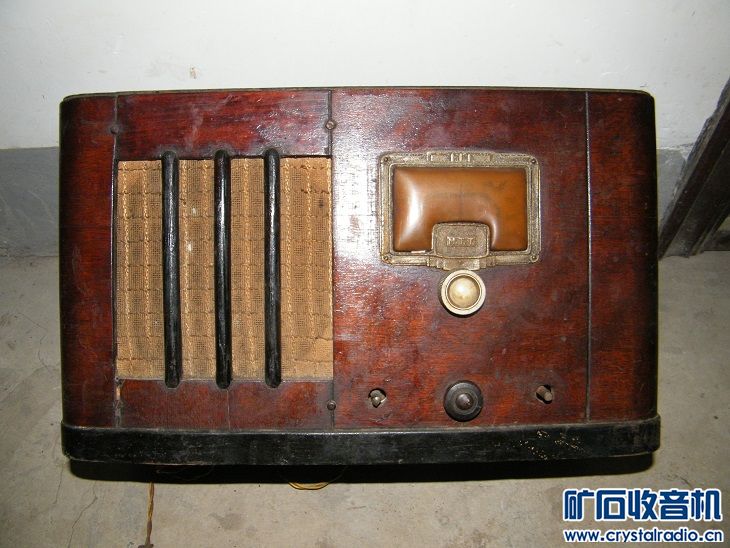 出台古董级的不知名电子管收音机 - 〓器材友情