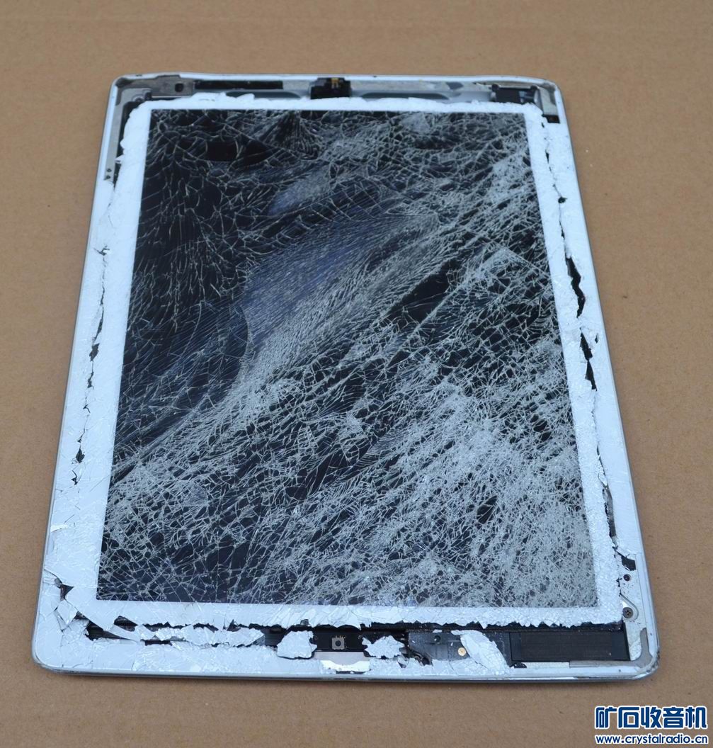 苹果ipad4代平板电脑,索尼PSP1000游戏机,索