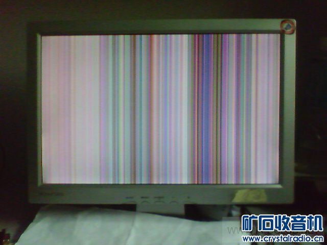 DVD导航一体机满屏竖线花屏屏坏了吗? - 〓综