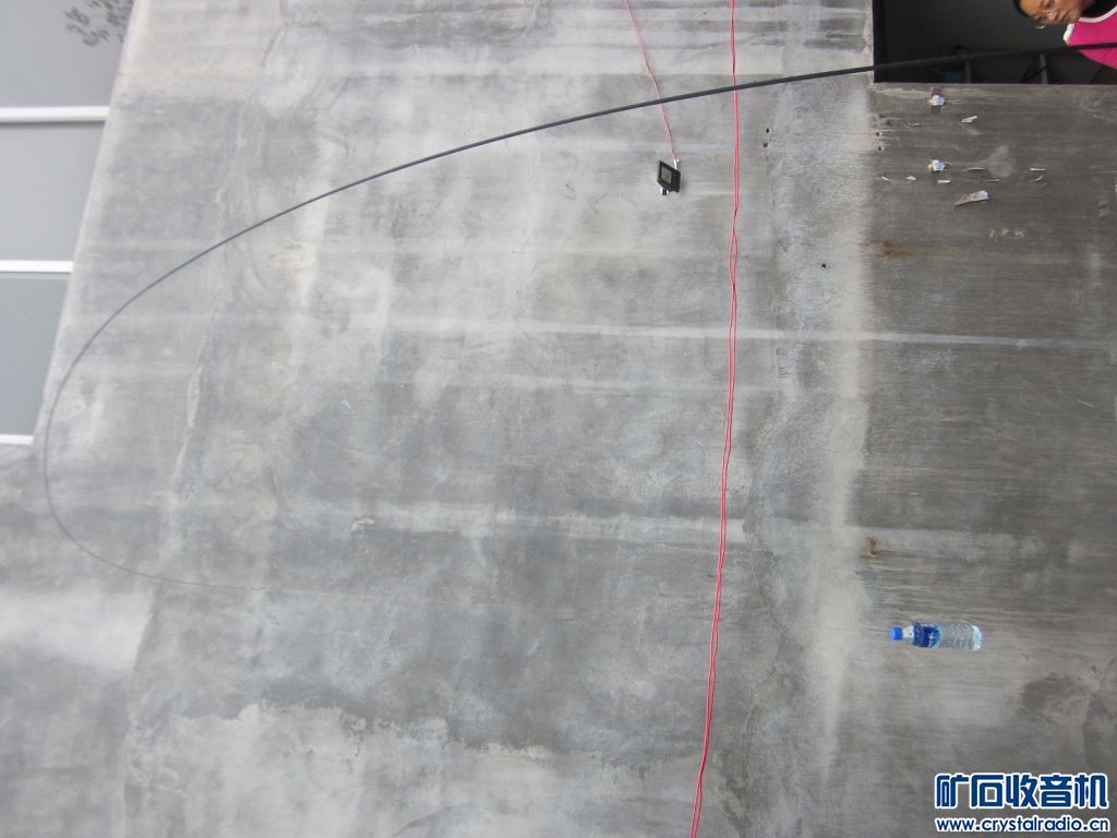 便宜又好用的鱼竿支架 163954oja69t9pxhaukjj4.jpg