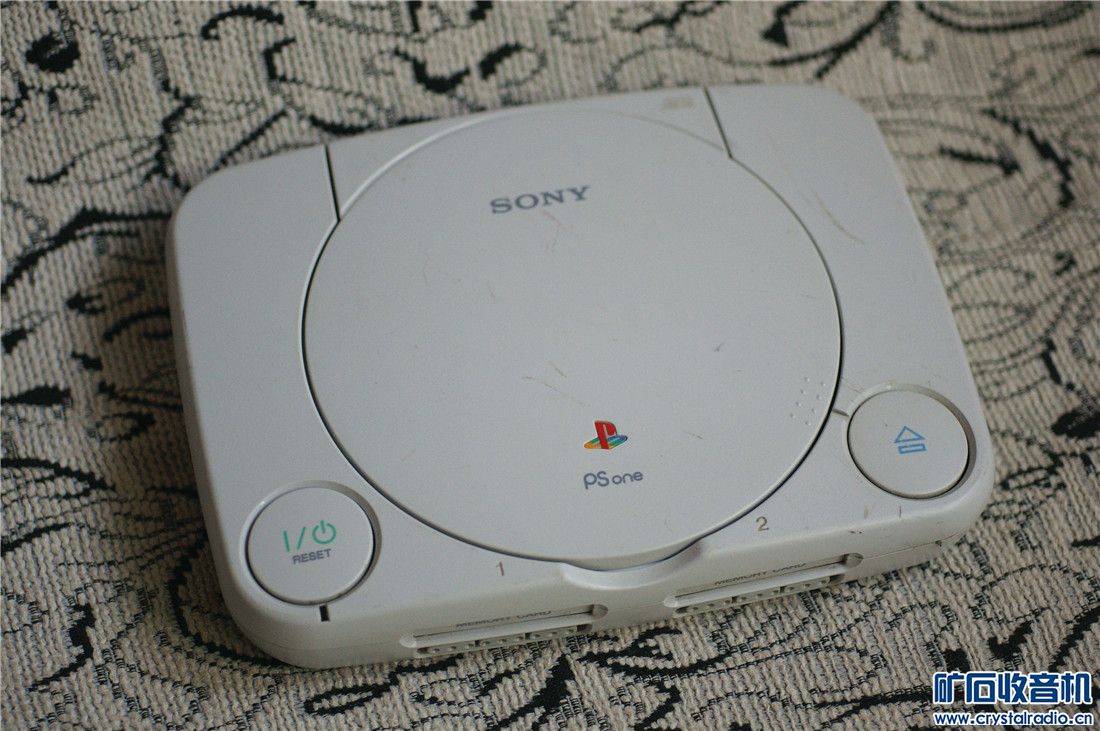 正版机:索尼PS2薄机70005型号+PS-one,包好