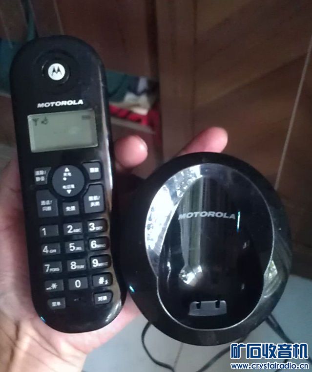 卖个摩托罗拉子机和尤兰达UNPC 403 4.3