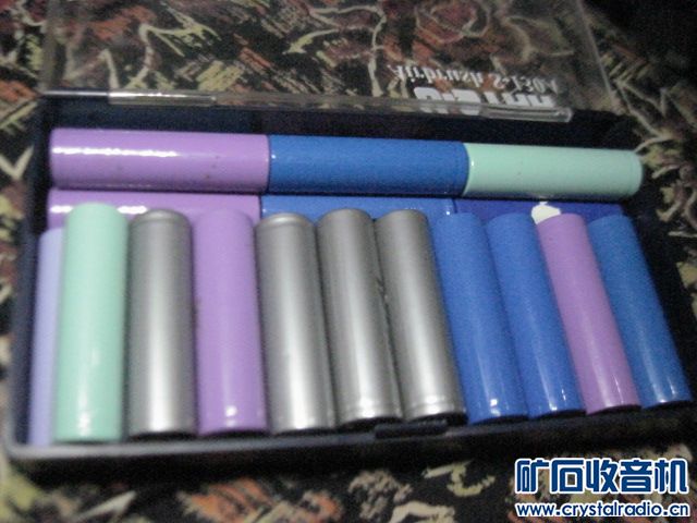 30节充电宝拆出的2000mah以下的18650电池