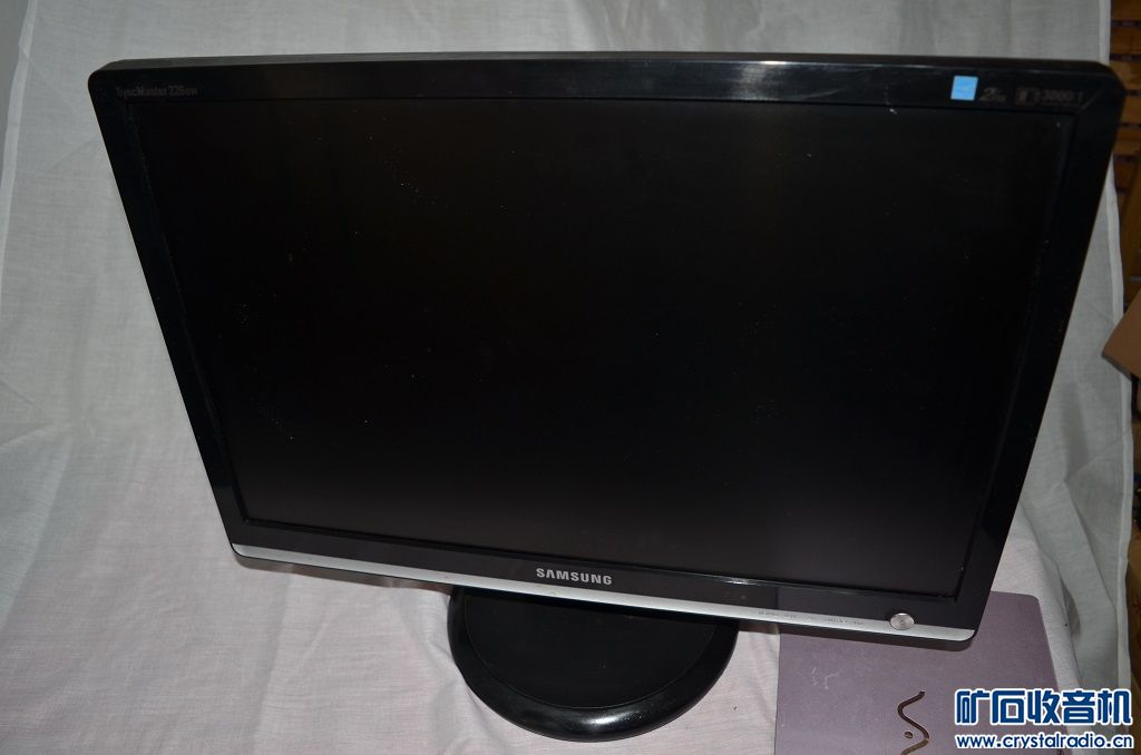 自用三星226BW液晶显示器 液晶漏液,部分区域