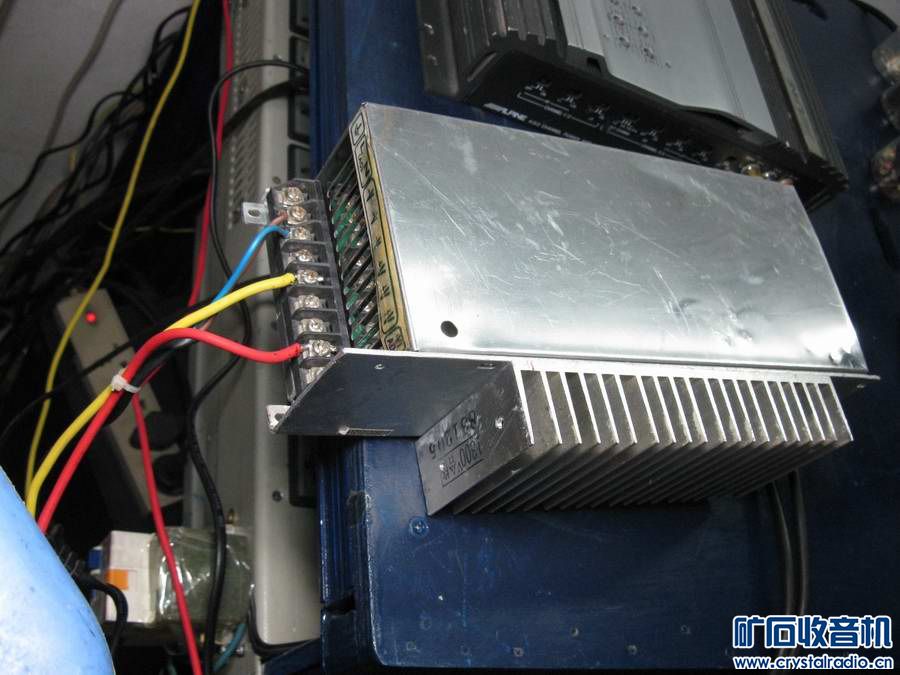 汽车功放上的这个灯是什么意思? - 〓生活聊天