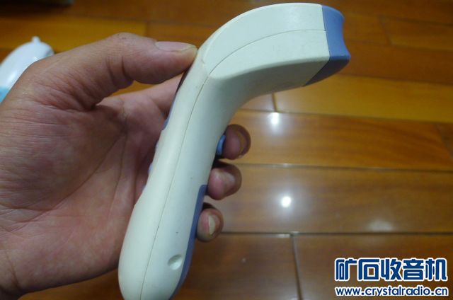 配件价出几支高端数显温度计,有德国博朗2支、