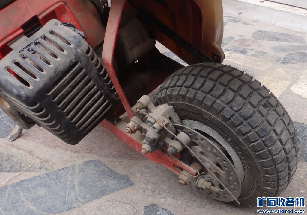 2015年9月出厂55寸 4K曲面屏液晶电视机 正常