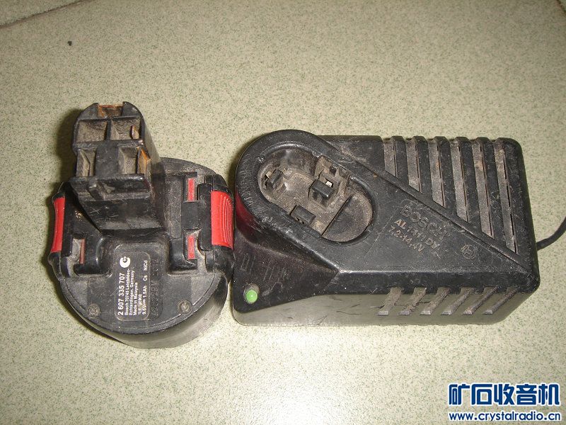 阿尔派卡带机 索尼面包机 JBL小箱 博士充电器