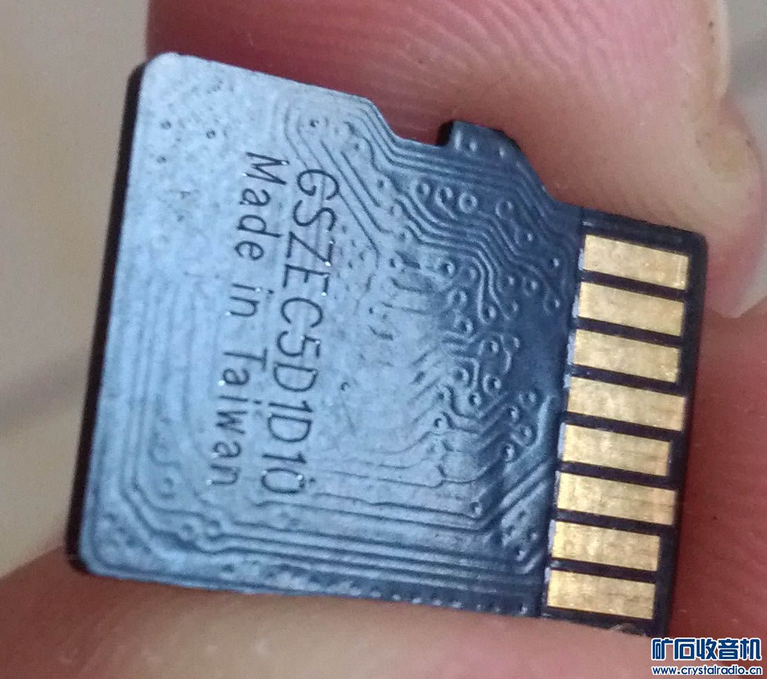 一张32G内存卡,装在手机上安装APP莫名其妙