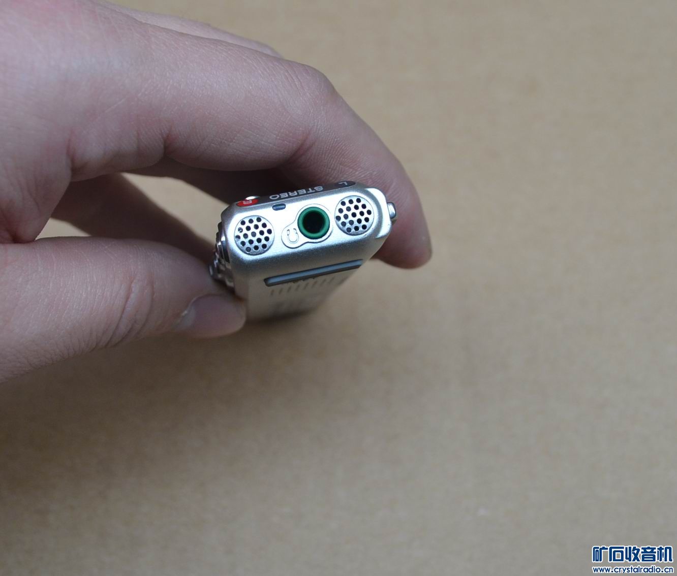 苹果ipad迷你1代平板,索尼小收音机,联想平板,