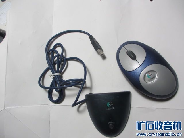 罗技鼠标 小米充电头 无线耳机 SONY随身听