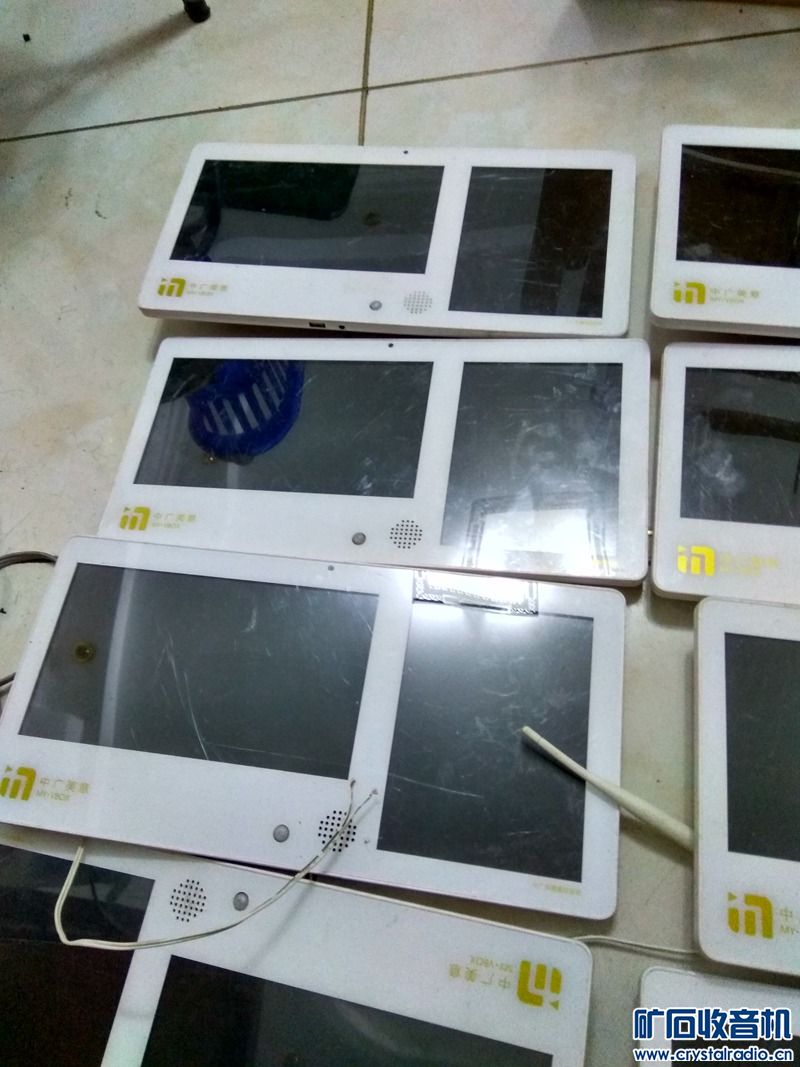 出几个大麦USB 双频路由 广告双屏显示屏 可看