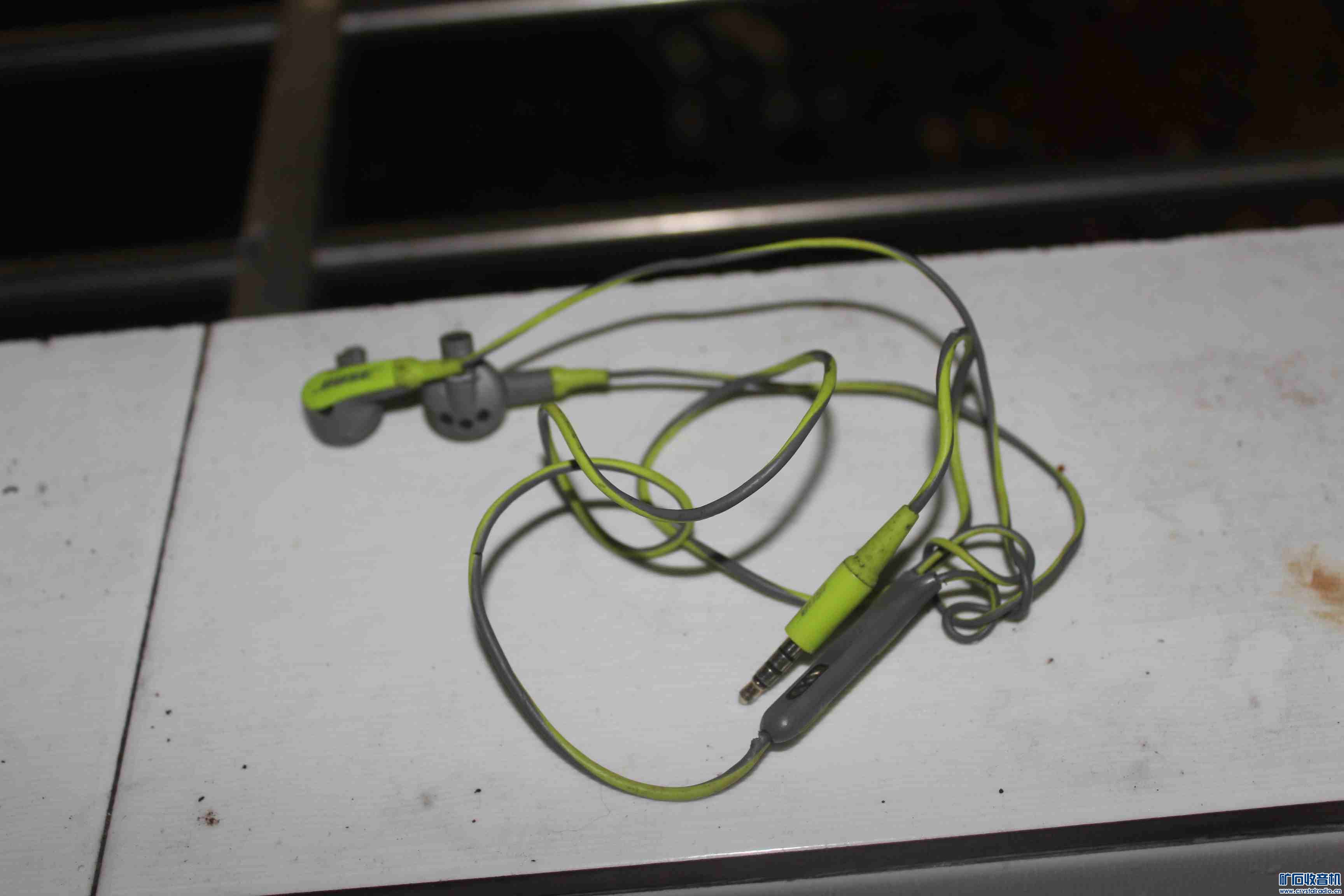 bose运动耳机 全正常绿色有点脱皮卖118 还有