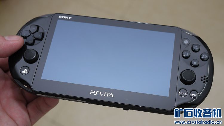 三台 索尼 PSVITA PCH-2001 掌上游戏机 - 〓器
