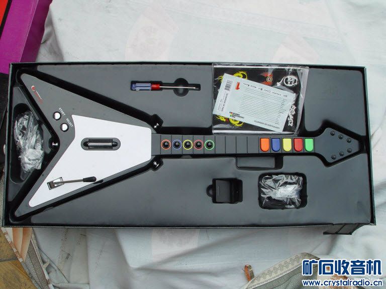 不卖了,都免费送了,仿真吉他游戏机体积大重邮