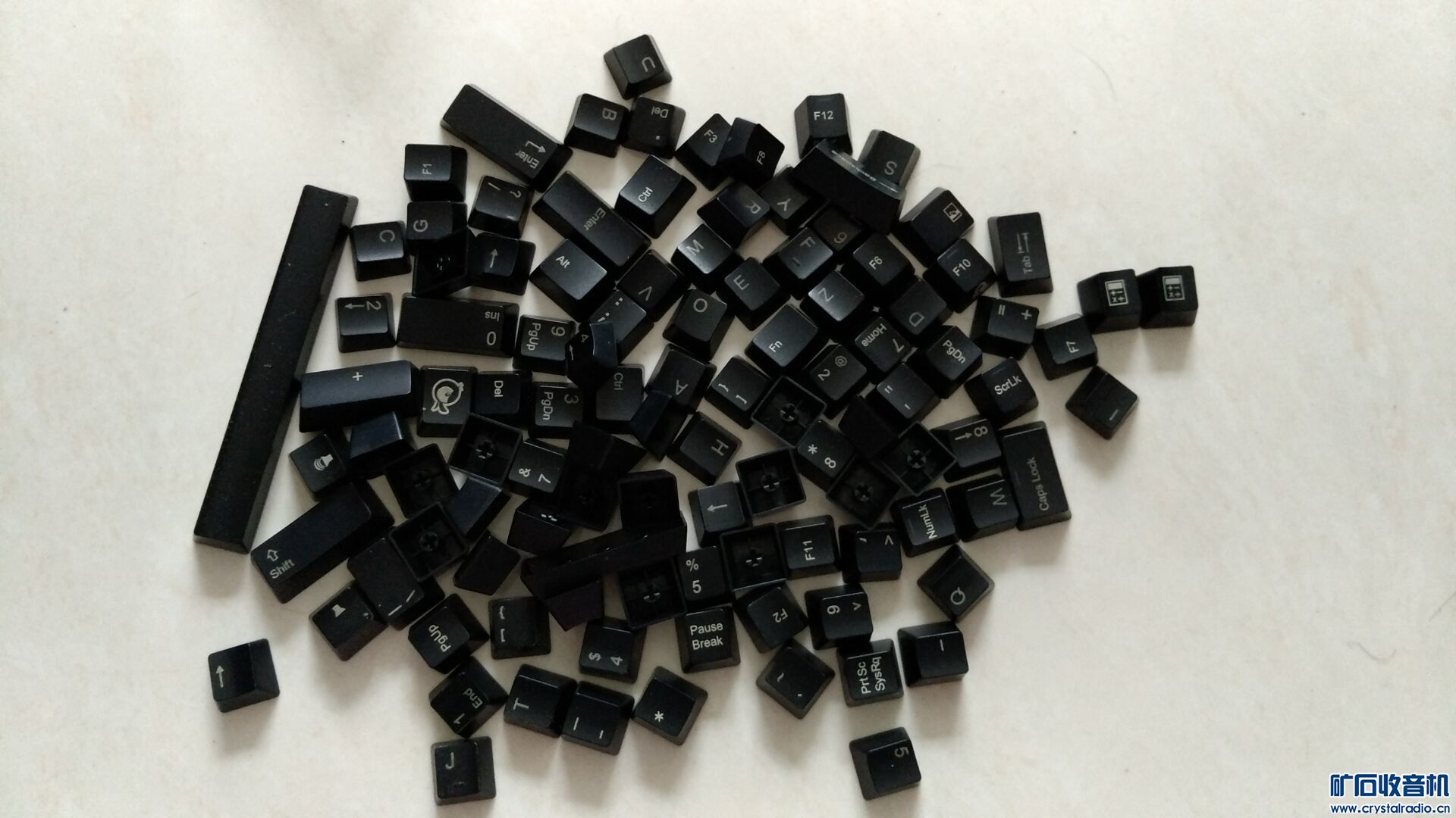 机械键盘键帽,手摇发电电筒 - 〓器材友情交换