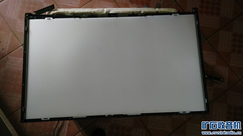 创维32e380s液晶电视换灯条记 - 〓综合维修专