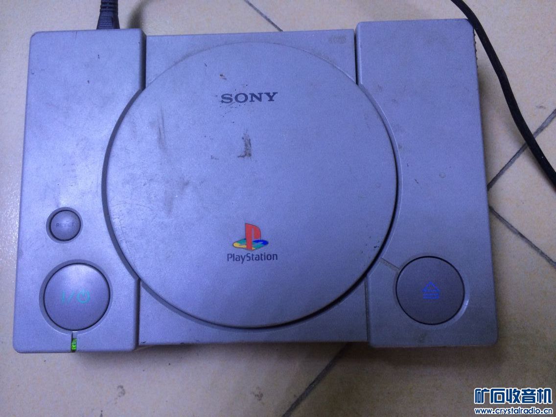 出炉温曲线测试仪两个索尼的游戏机PS2 PS1