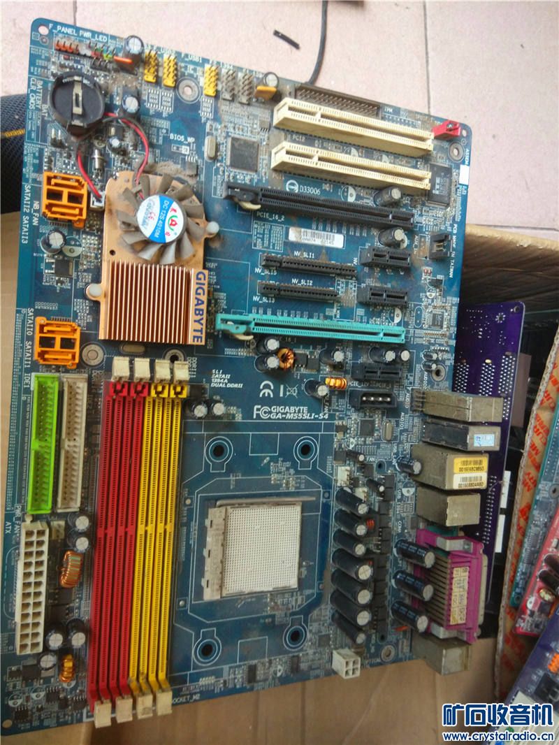 122645trv9i8nq9edev986.jpg