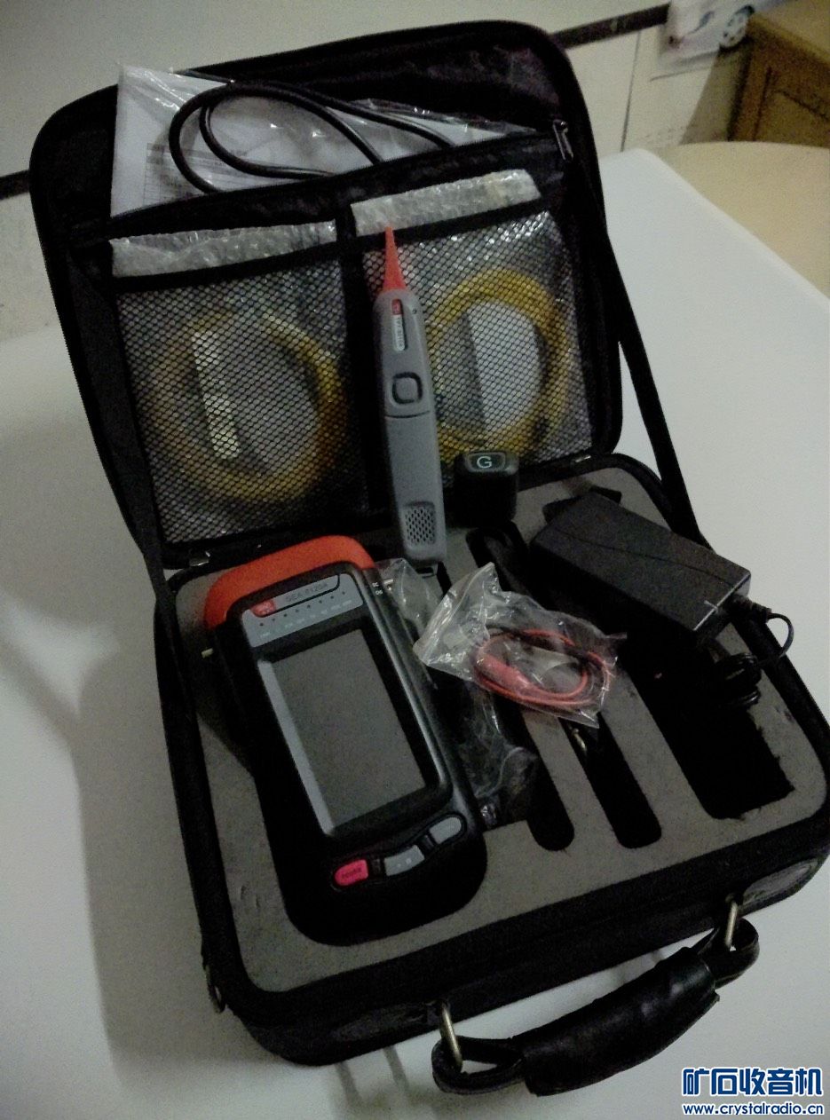 U2 2004外拍闪光灯(少电池) 网络测试仪winCE