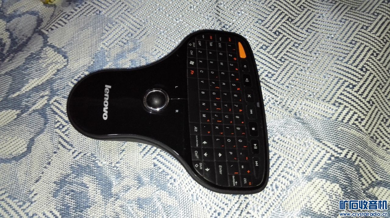 机械键盘,索尼投影仪,1200M路由器,移动硬盘,