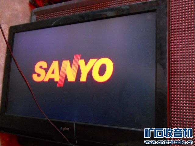 三洋32寸液晶电视分辨率应该是1920*1080的