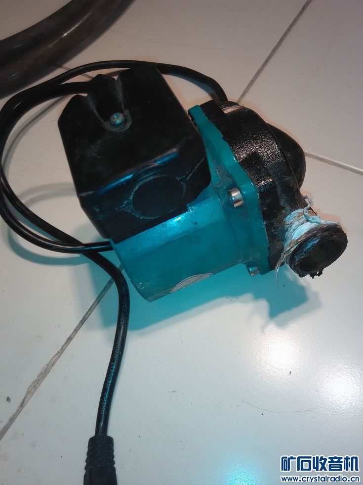 (145)飞越真空泵 名牌上海西山热水增压循环泵