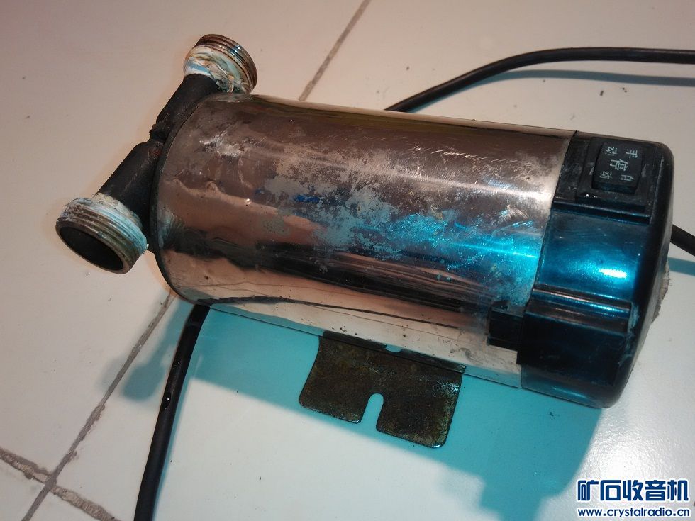 (145)飞越真空泵 名牌上海西山热水增压循环泵