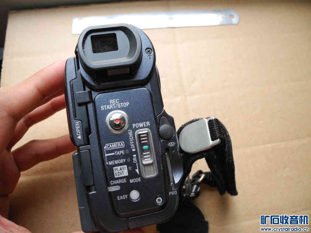 佳能A630、学习电脑、索尼收音机、手机、东