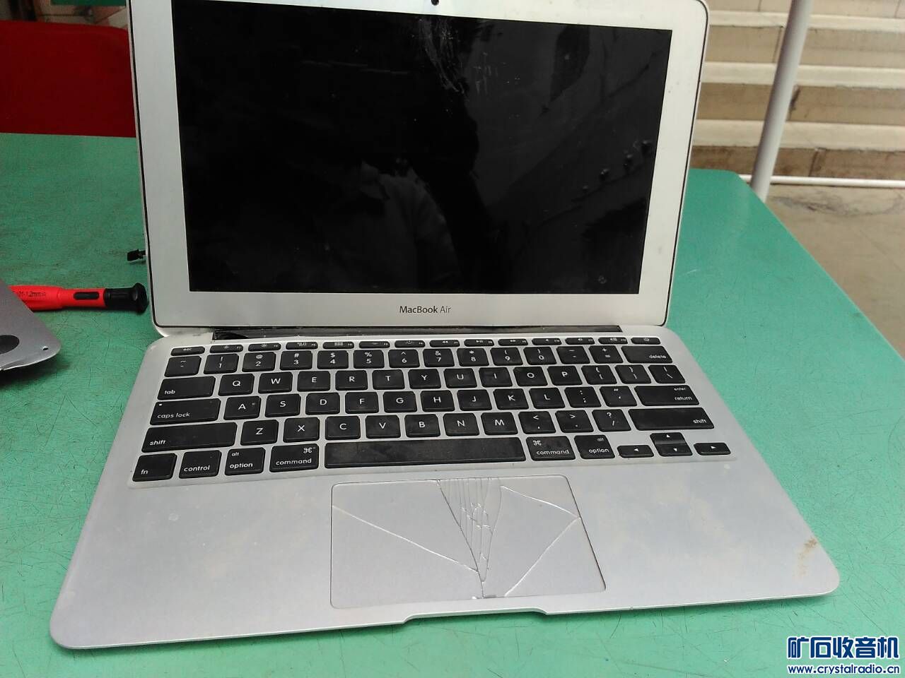 a1465苹果笔记本尸体一台 - 〓器材友情交换〓