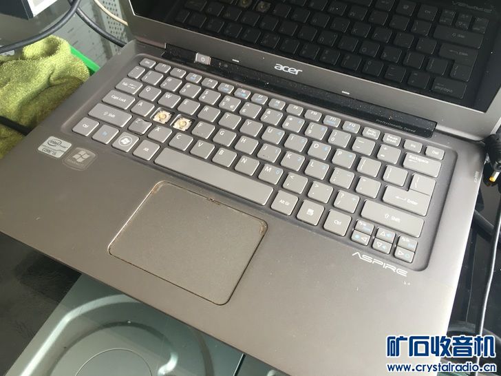 联想I3 350M Acer S3 i5 开机白屏尸体笔记本