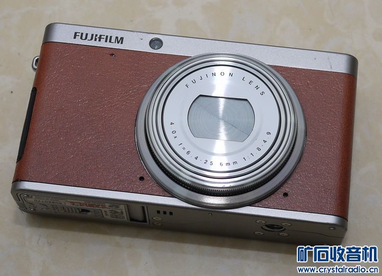 码相机;索尼 PSVITA PCH-2001 掌上游戏机 - 〓